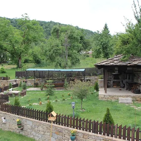 بيت ضيافة New Bakalov House بوجينتسي